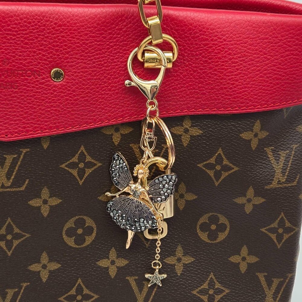 Authentic Louis Vuitton Gold Padlock 🔑 Unbranded Fairy Keychain Bag Charm LV - Picture 8 of 8